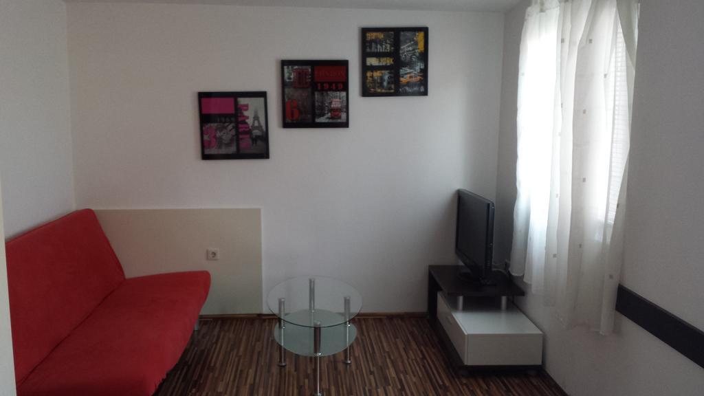 Apartments Nana Biograd Na Moru Luaran gambar