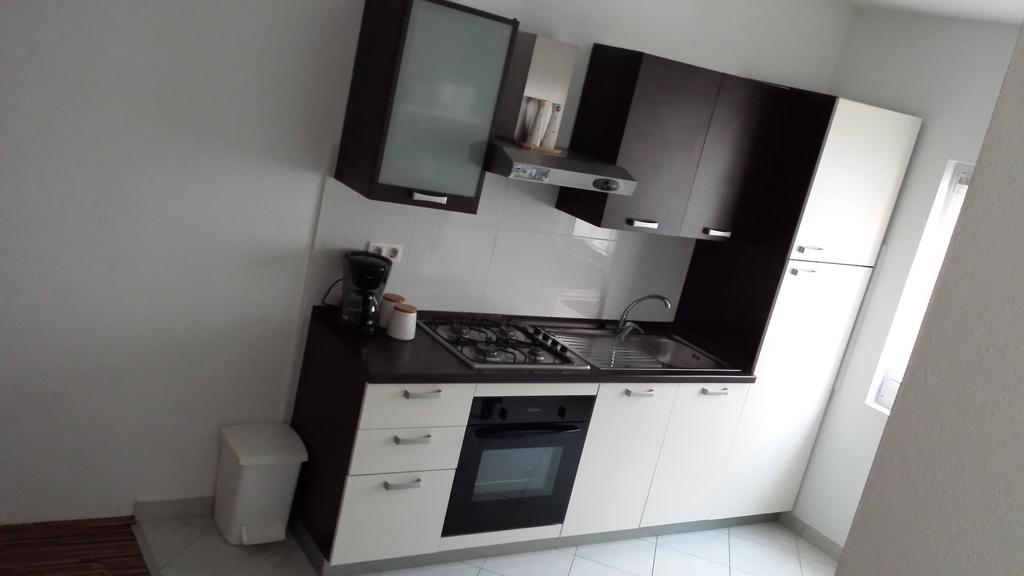 Apartments Nana Biograd Na Moru Luaran gambar