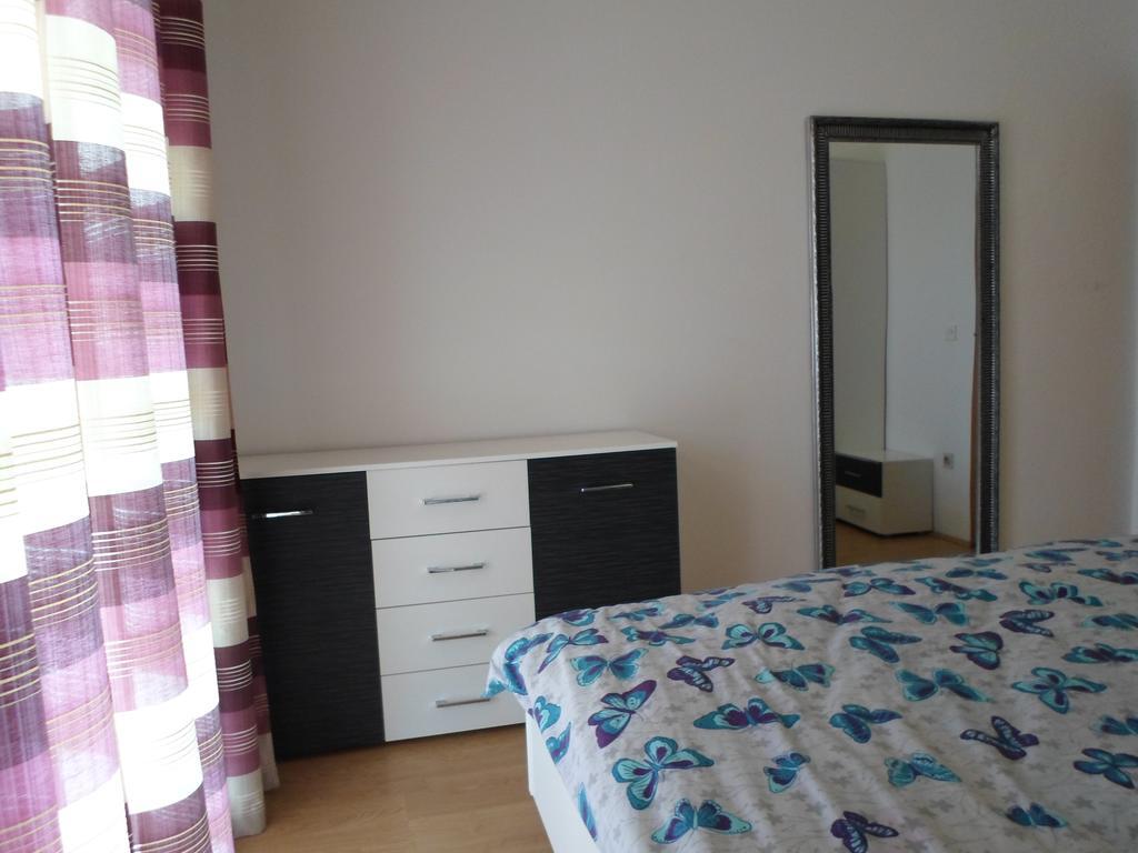 Apartments Nana Biograd Na Moru Luaran gambar